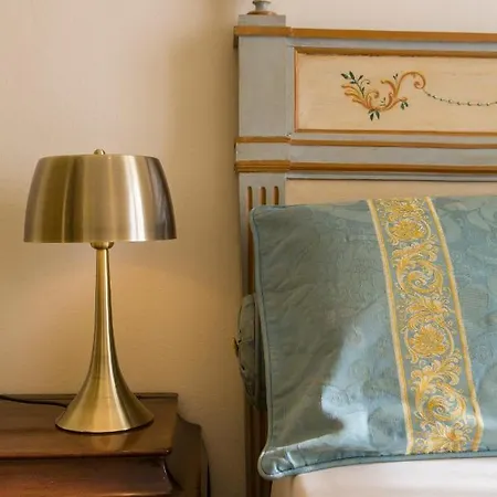 Bed & Breakfast Bed&bike - Centro Storico 3*