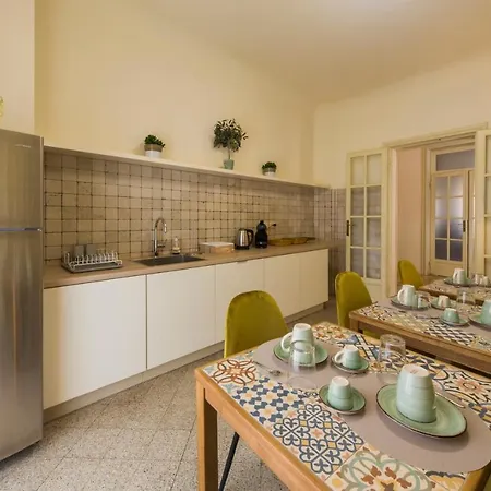 Bed And Bike - Dream House